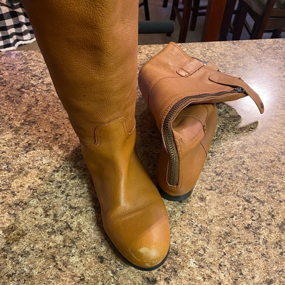 BDG (UrbanOutfitters) Brand - Picture 3 of 5